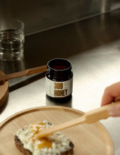 Load image into Gallery viewer, 309 Special Reserve Monofloral Mānuka Honey
